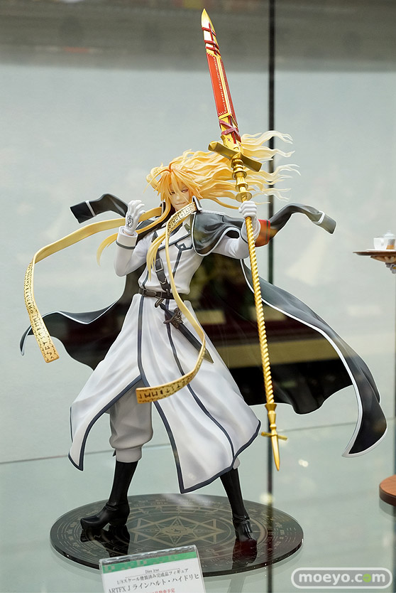 秋葉原の新作フィギュア展示の様子55