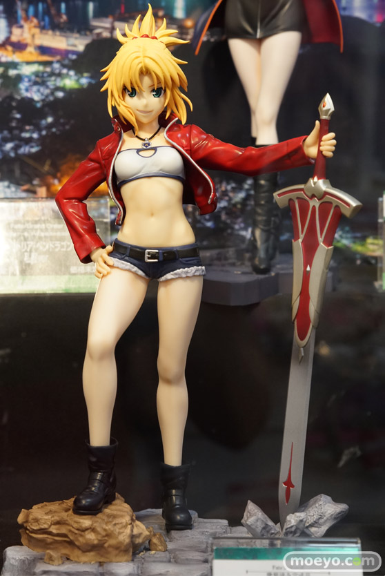 秋葉原の新作フィギュア展示の様子35