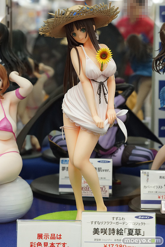 秋葉原の新作フィギュア展示の様子23