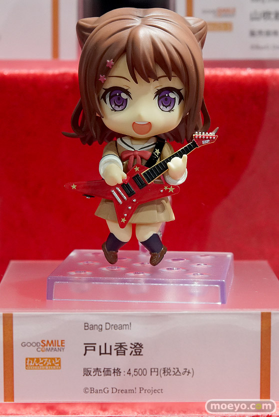 秋葉原の新作フィギュア展示の様子09