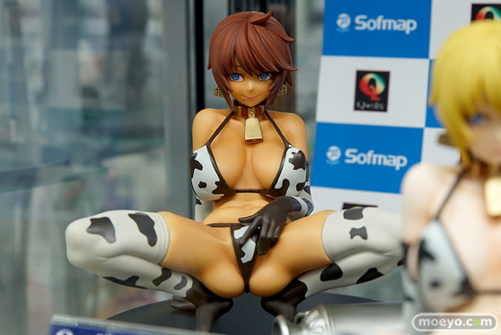 秋葉原の新作フィギュア展示の様子22