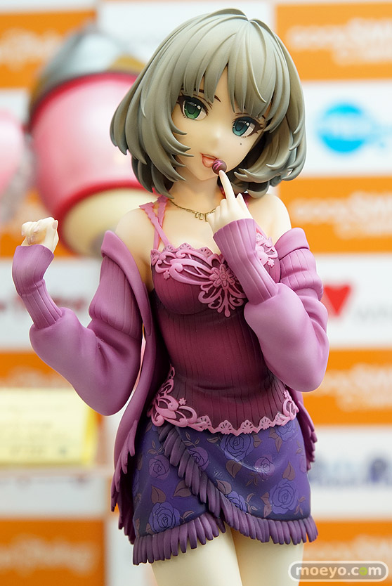 秋葉原の新作フィギュア展示の様子26