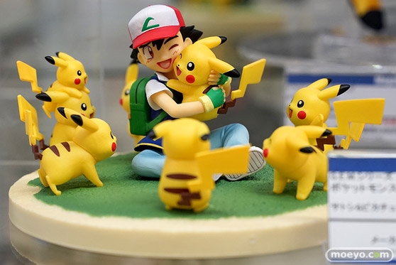 秋葉原の新作フィギュア展示の様子17