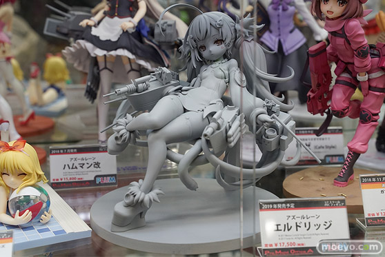 秋葉原の新作フィギュア展示の様子12