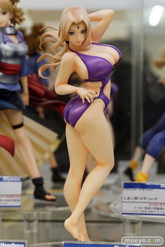 秋葉原の新作フィギュア展示の様子24