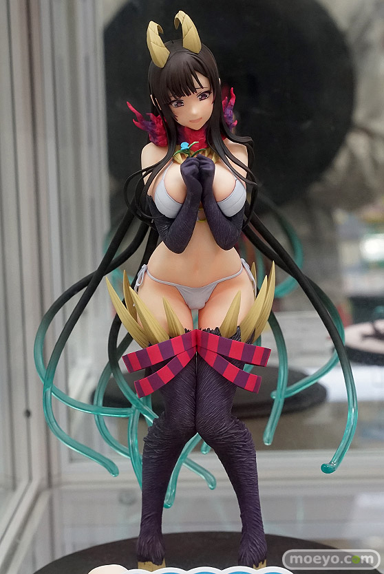 秋葉原の新作フィギュア展示の様子28