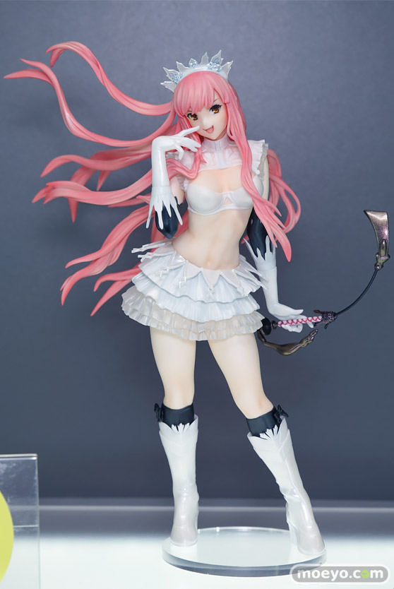 画像　フィギュア　サンプル　レビュー　ワンダーフェスティバル 2018［夏］　オオクワガタとコクワガタがカブトムシ ソフトシェルクラブ 永野工房 06