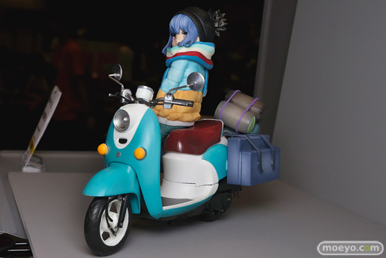 画像　フィギュア　サンプル　レビュー　ワンダーフェスティバル 2018［夏］　オオクワガタとコクワガタがカブトムシ ソフトシェルクラブ 永野工房 17