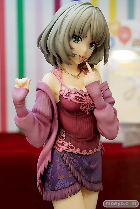 秋葉原の新作フィギュア展示の様子20