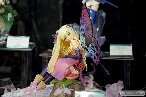 秋葉原の新作フィギュア展示の様子24