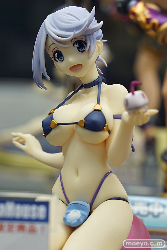 秋葉原の新作フィギュア展示の様子40