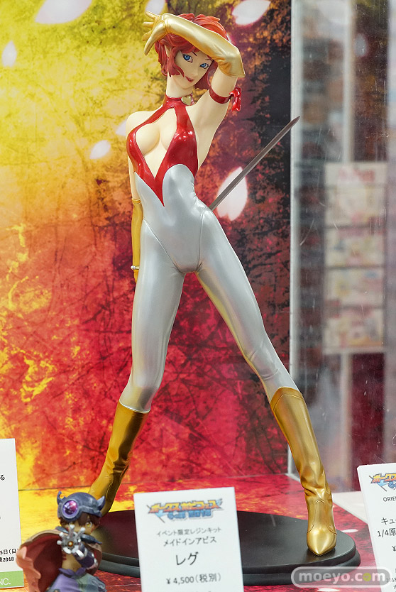 秋葉原の新作フィギュア展示の様子30