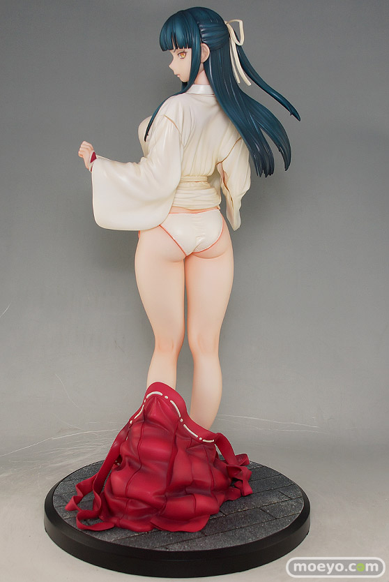 ダイキ工業 嫌な顔されながらおパンツ見せてもらいたいフィギュア 巫女さんの出雲いおり ゆずぽん 佐倉01