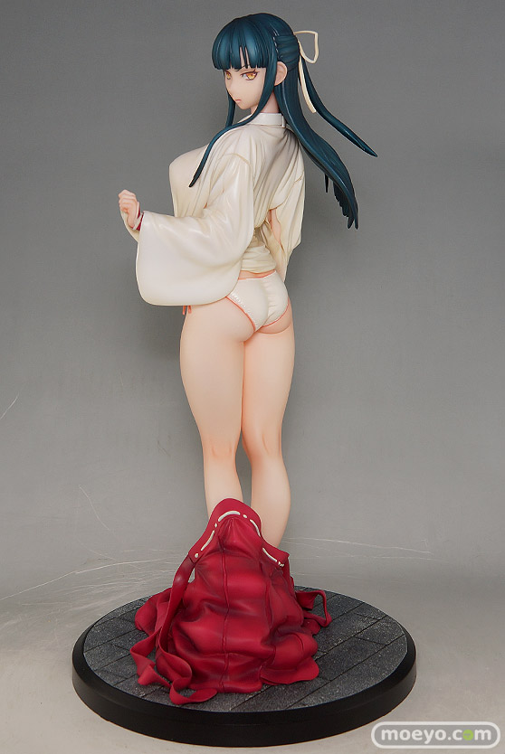 ダイキ工業 嫌な顔されながらおパンツ見せてもらいたいフィギュア 巫女さんの出雲いおり ゆずぽん 佐倉02