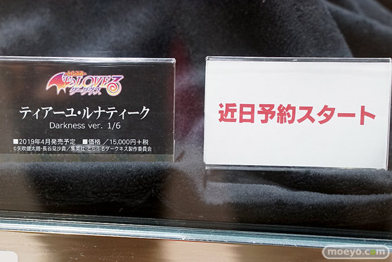 秋葉原の新作フィギュア展示の様子03