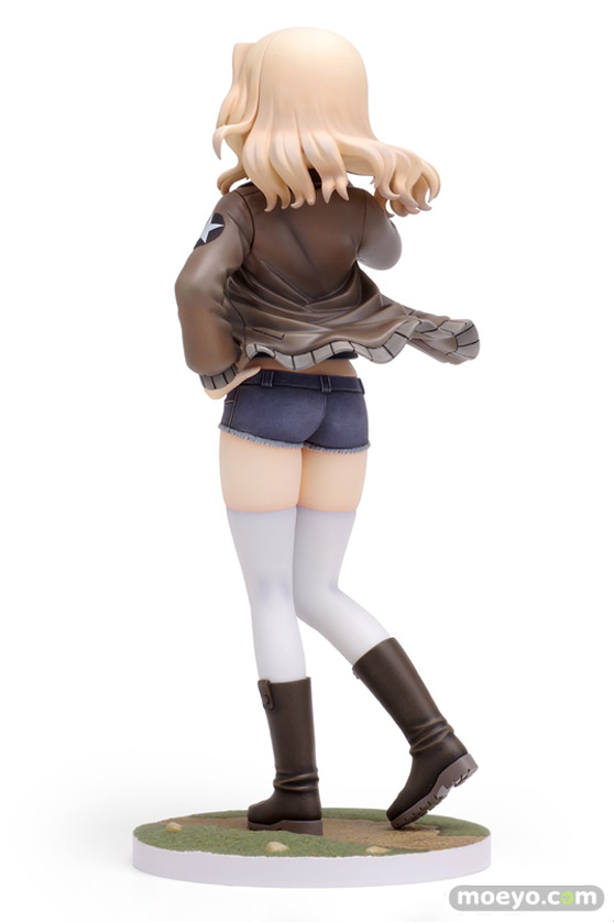 ウェーブ ドリームテック ガールズ＆パンツァー 劇場版 ケイ パンツァージャケットVer. フィギュア まるひげ 02