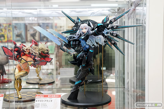 秋葉原の新作フィギュア展示の様子17