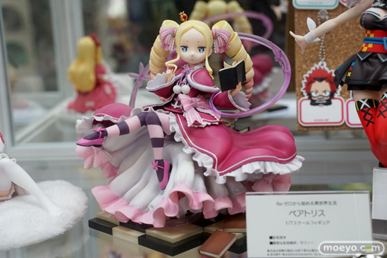 秋葉原の新作フィギュア展示の様子23