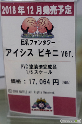 秋葉原の新作フィギュア展示の様子31