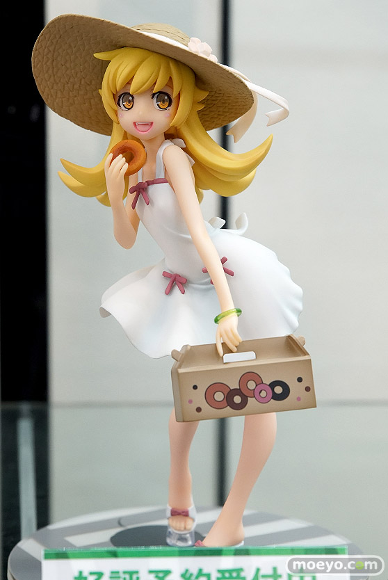 秋葉原の新作フィギュア展示の様子　20190104　06