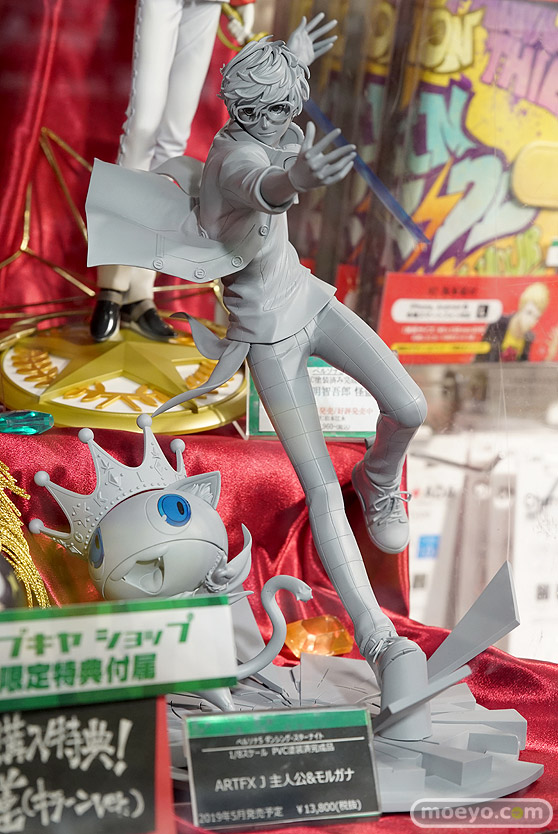 秋葉原の新作フィギュア展示の様子　20190104　11
