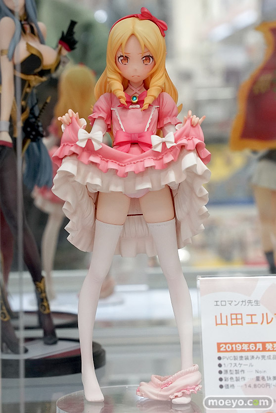 秋葉原での新作フィギュア展示の様子07