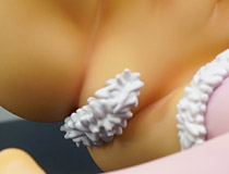 秋葉原の新作っフィギュア展示の様子 