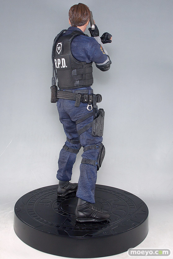 カプコン BIOHAZARD RE：2 Z Version COLLECTOR’S EDITION フィギュア レオン・S・ケネディ 05