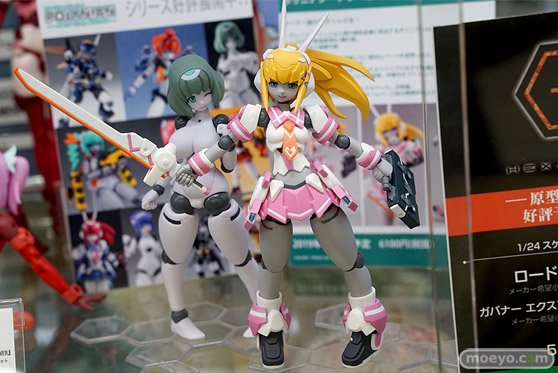 秋葉原の新作フィギュア展示の様子27