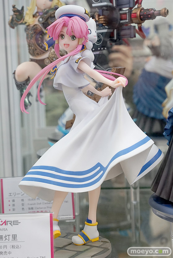 秋葉原の新作フィギュア展示の様子47