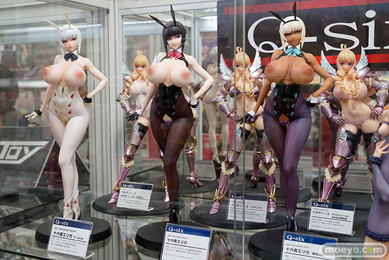秋葉原の新作フィギュア展示の様子63