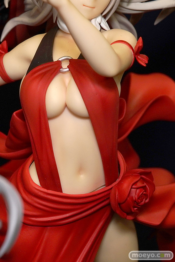 ソル・インターナショナル GOD EATER アリサ 深紅のアニバーサリードレスVer. フィギュア 08