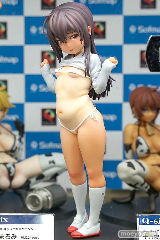 秋葉原の新作フィギュア展示の様子19