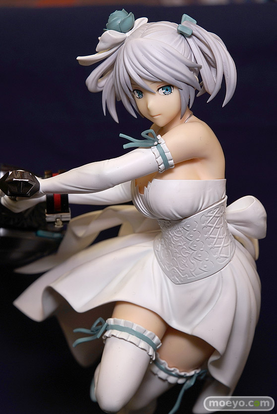 ソル・インターナショナル GOD EATER 2 シエル・アランソン 純白のアニバーサリードレスVer. フィギュア 06