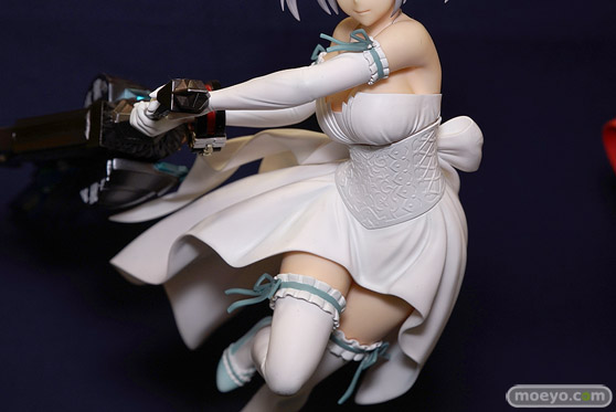 ソル・インターナショナル GOD EATER 2 シエル・アランソン 純白のアニバーサリードレスVer. フィギュア 08