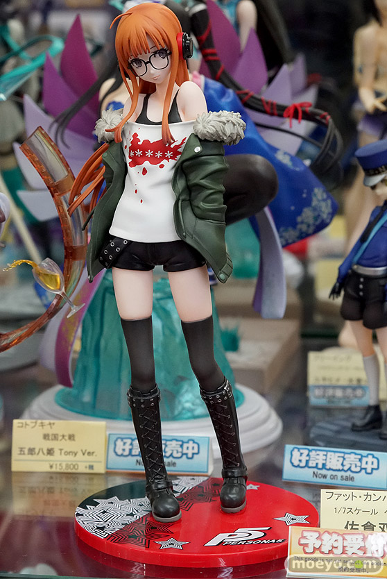 秋葉原の新作フィギュア展示の様子56