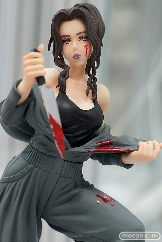 秋葉原の新作フィギュア展示の様子 16