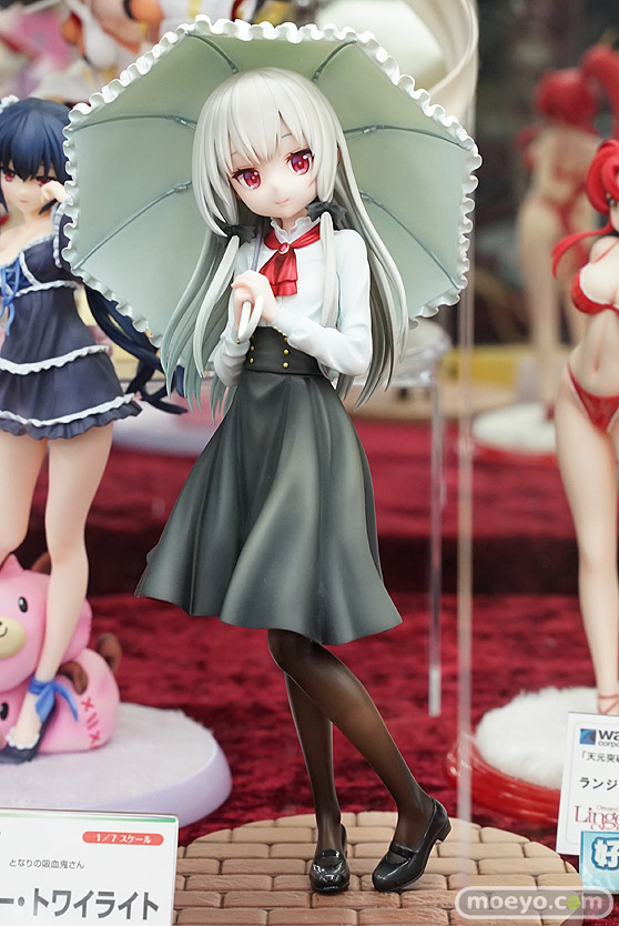 秋葉原の新作フィギュア展示の様子 15