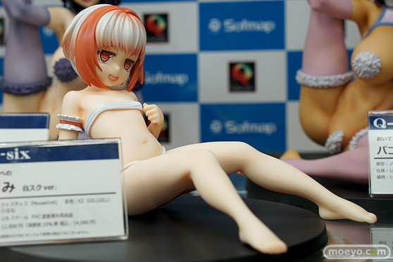 秋葉原の新作フィギュア展示の様子 07