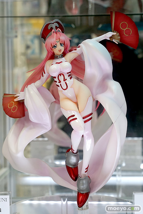 秋葉原の新作フィギュア展示の様子 ゴールデンウィーク  あみあみ 24