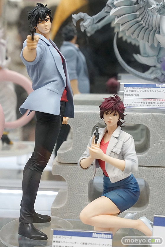 秋葉原の新作フィギュア展示の様子 08