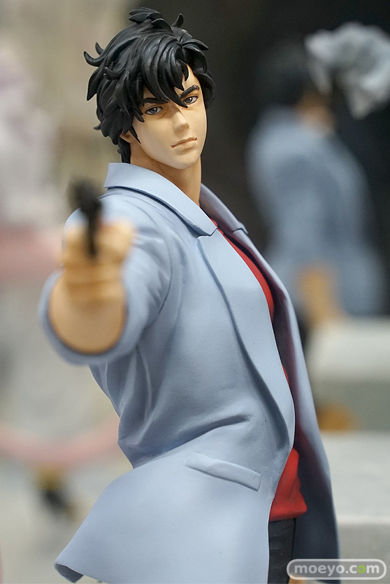 秋葉原の新作フィギュア展示の様子 09