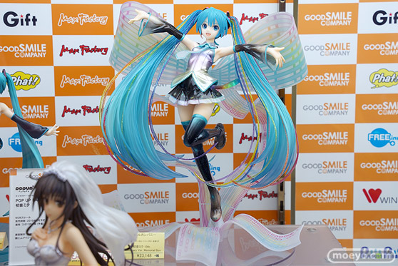 秋葉原の新作フィギュア展示の様子 23