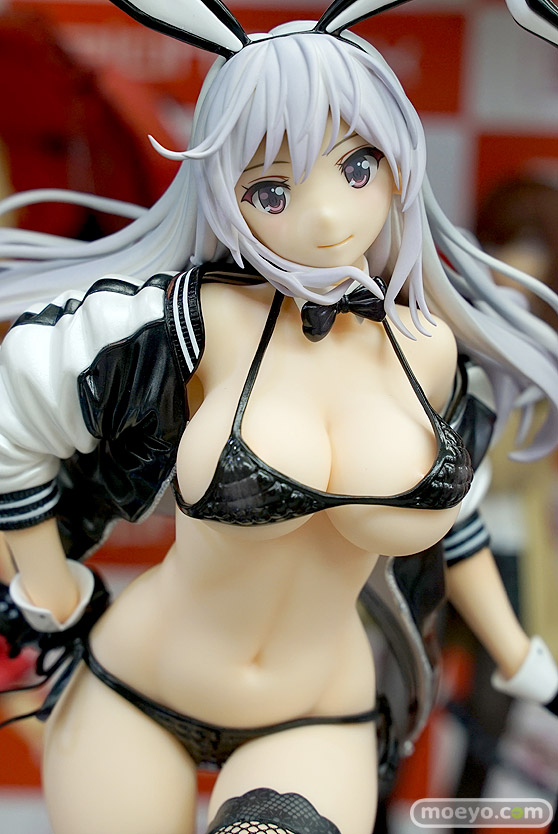 秋葉原の新作フィギュア展示の様子 29