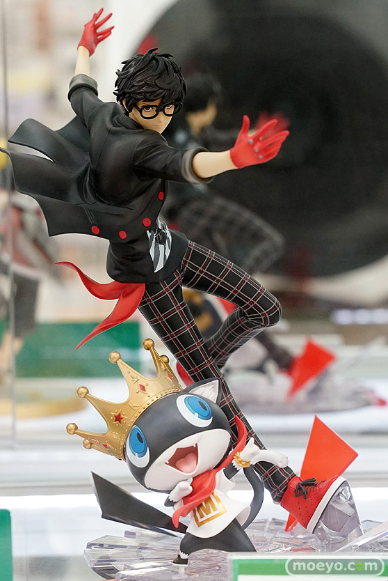 秋葉原の新作フィギュア展示の様子 12