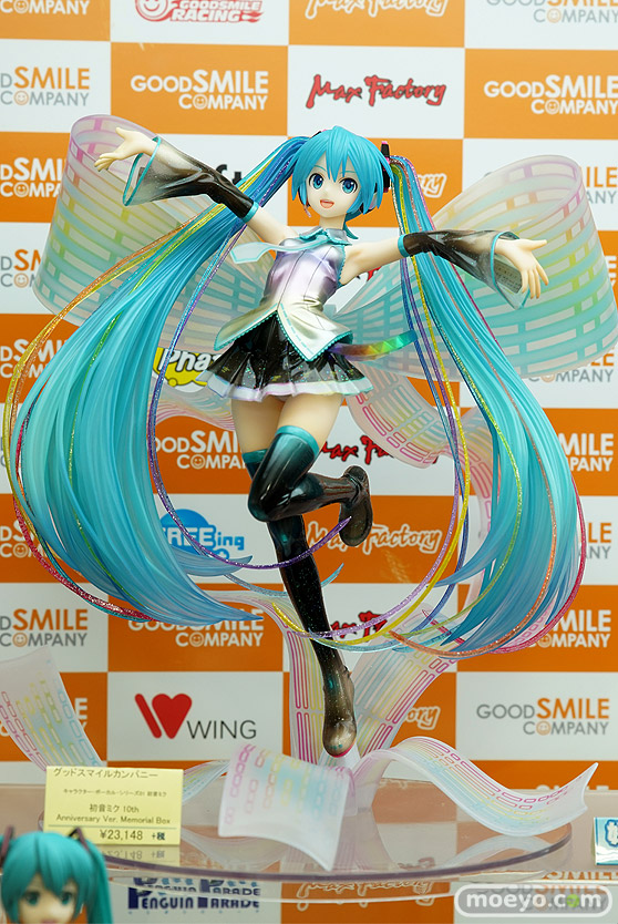 秋葉原の新作フィギュア展示の様子43