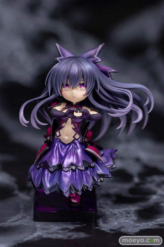 プルクラ スマホスタンド 美少女キャラクターコレクションNo.18　デート・ア・ライブ 夜刀神 十香 フィギュア 01