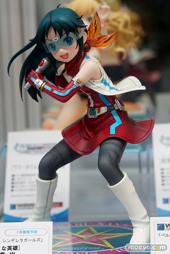 秋葉原の新作フィギュア展示の様子 07