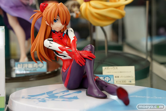 秋葉原の新作フィギュア展示の様子 21