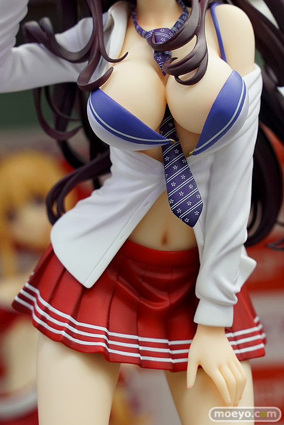 秋葉原の新作フィギュア展示の様子 31